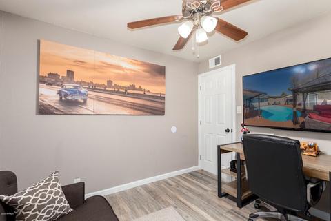 3537 W Denton Ln, Phoenix, AZ 85019 photo 19