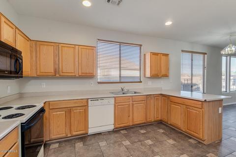 3267 E Lark Ct, Gilbert, AZ 85297 photo 10