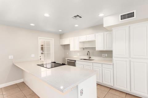 203 Ellis Dr, Tempe, AZ 85282 photo 7