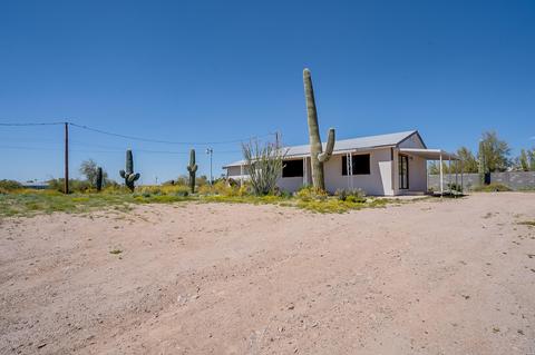 1010 E Roosevelt St, Apache Junction, AZ 85119 photo 2