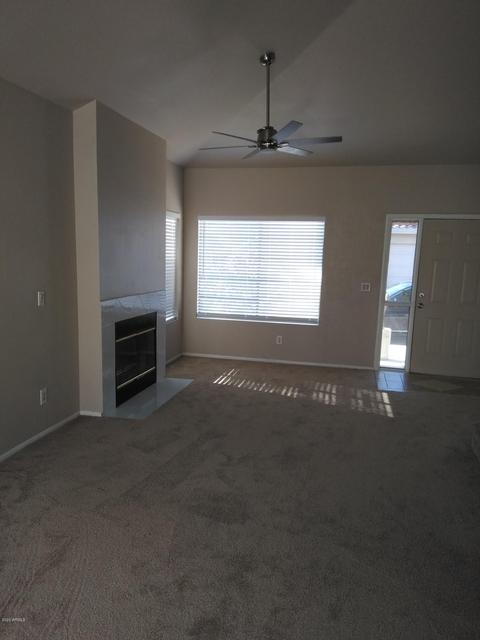 30 W Hancock Ave, Gilbert, AZ 85233 photo 2