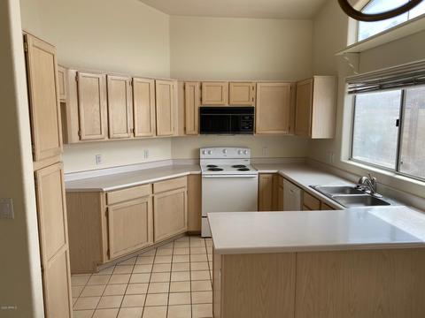 4711 E Angela Dr, Phoenix, AZ 85032 photo 5