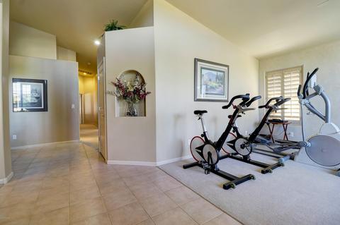 2609 E Mountain View Rd, Phoenix, AZ 85028 photo 2