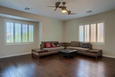 3662 E Crest Ln, Phoenix, AZ 85050 photo 10