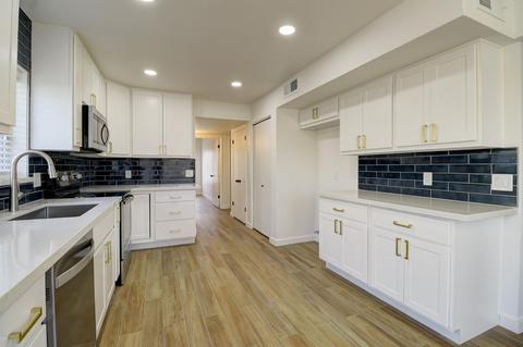 3852 E Dahlia Dr, Phoenix, AZ 85032 photo 11