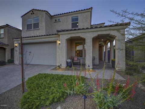 524 E Creosote Dr E, Phoenix, AZ 85085 photo 1