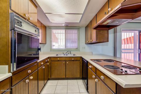 2846 E Clarendon Ave, Phoenix, AZ 85016 photo 13