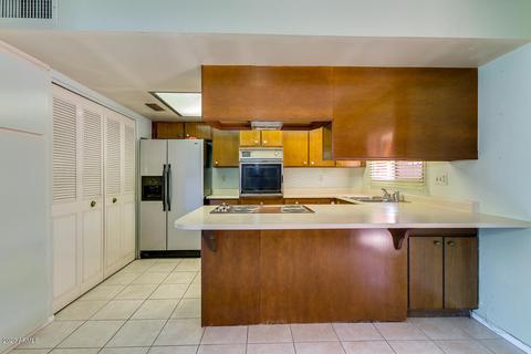 2846 E Clarendon Ave, Phoenix, AZ 85016 photo 11