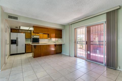 2846 E Clarendon Ave, Phoenix, AZ 85016 photo 9