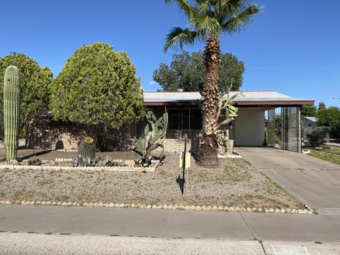 1041 S Delaware Dr, Apache Junction, AZ 85120 photo 2