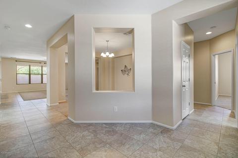 4692 S Mcminn Dr, Gilbert, AZ 85297 photo 3