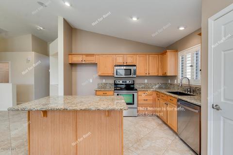 3311 E Chickadee Rd, Gilbert, AZ 85297 photo 2