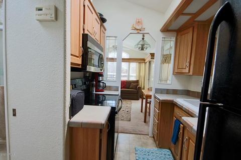 2212 Rodeo Rd, Overgaard, AZ 85933 photo 9