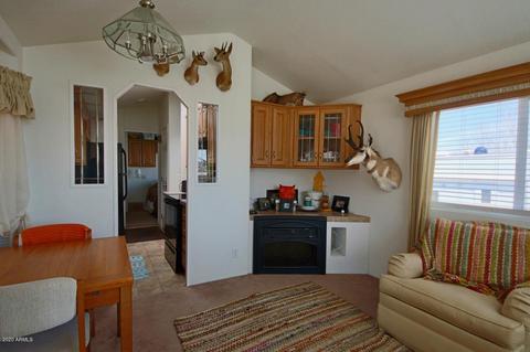 2212 Rodeo Rd, Overgaard, AZ 85933 photo 3