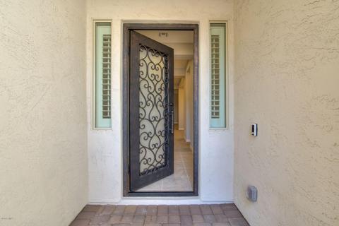 3270 E Donald Dr, Phoenix, AZ 85050 photo 2