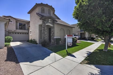 1843 E Donner Dr, Phoenix, AZ 85042 photo 1
