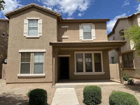 1911 Emily Ln, Gilbert, AZ 85295 photo 1