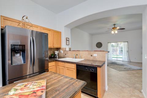 84 E Smoke Tree Rd, Gilbert, AZ 85296 photo 6