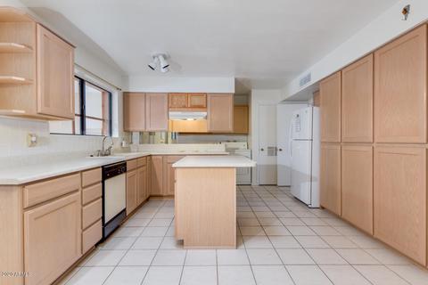 3128 E Cholla St, Phoenix, AZ 85028 photo 8