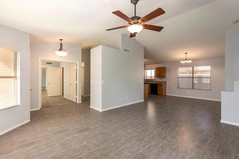 4738 E Abraham Ln, Phoenix, AZ 85050 photo 6
