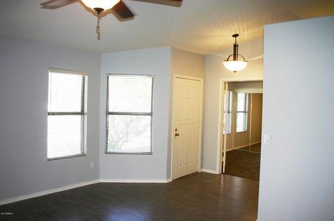 4738 E Abraham Ln, Phoenix, AZ 85050 photo 3