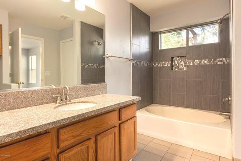 4738 E Abraham Ln, Phoenix, AZ 85050 photo 19