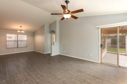 4738 E Abraham Ln, Phoenix, AZ 85050 photo 8