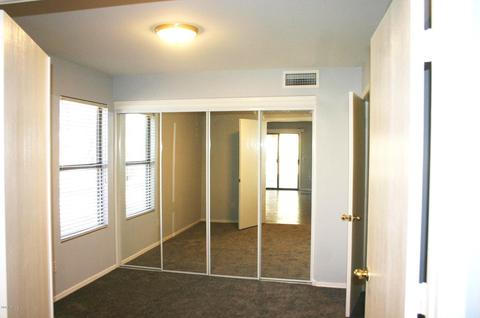 4738 E Abraham Ln, Phoenix, AZ 85050 photo 27