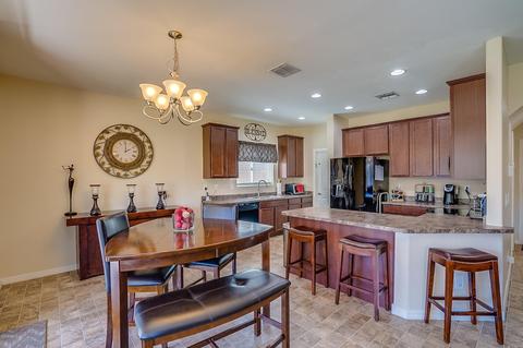 753 E Harwell Rd, Phoenix, AZ 85042 photo 7