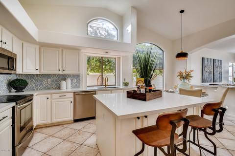 4038 E Weaver Rd, Phoenix, AZ 85050 photo 1