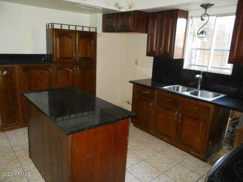 5526 N 5th Ln, Phoenix, AZ 85013 photo 8