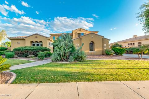 4277 E Meadowview Dr, Gilbert, AZ 85298 photo 2