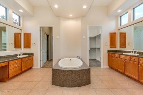 4277 E Meadowview Dr, Gilbert, AZ 85298 photo 13
