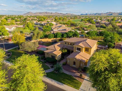 4277 E Meadowview Dr, Gilbert, AZ 85298 photo 3