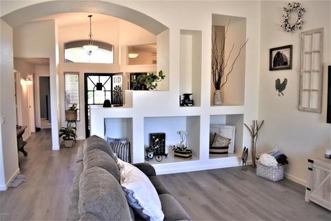 10226 E Olla Ave, Mesa, AZ 85212 photo 2
