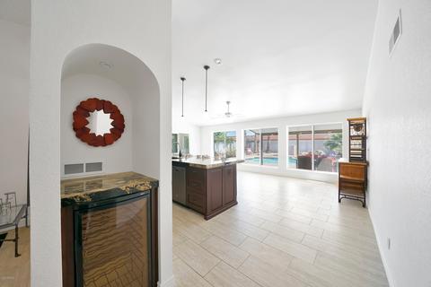 4611 E Sheena Dr, Phoenix, AZ 85032 photo 5