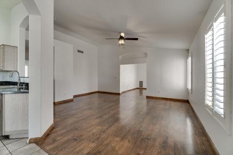 913 E Baylor Ln, Gilbert, AZ 85296 photo 7