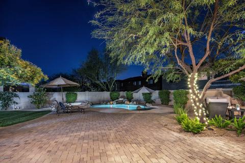 3805 E Patrick Ln, Phoenix, AZ 85050 photo 8