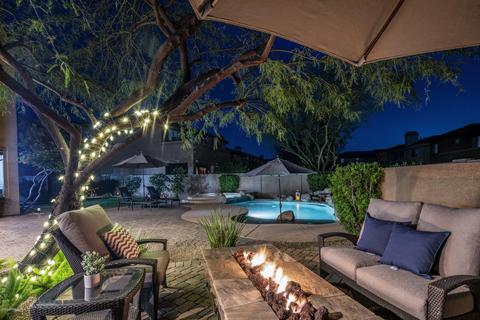3805 E Patrick Ln, Phoenix, AZ 85050 photo 7