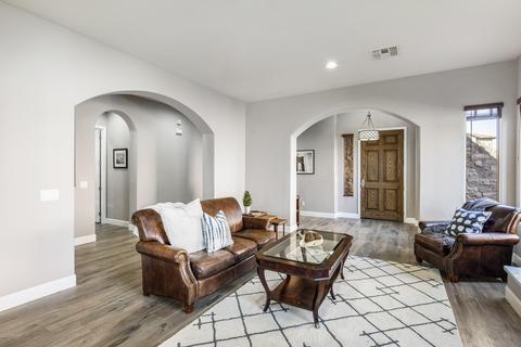 3805 E Patrick Ln, Phoenix, AZ 85050 photo 18