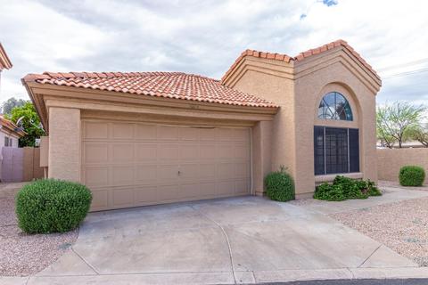 1024 E Sunburst Ln, Tempe, AZ 85284 photo 1