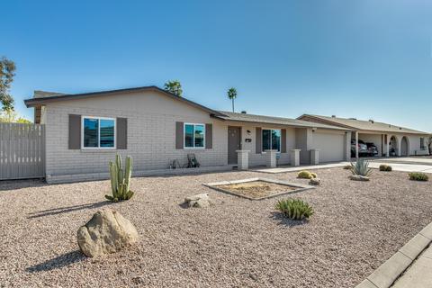 3405 E Paradise Dr, Phoenix, AZ 85028 photo 2
