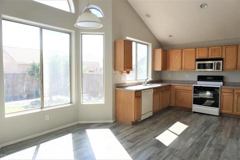 2689 E Michelle Way, Gilbert, AZ 85234 photo 6
