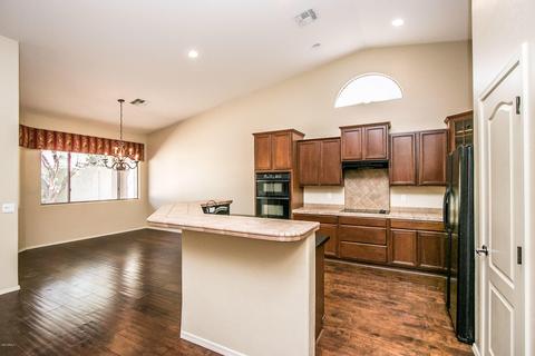 7406 E Northridge Cir, Mesa, AZ 85207 photo 3