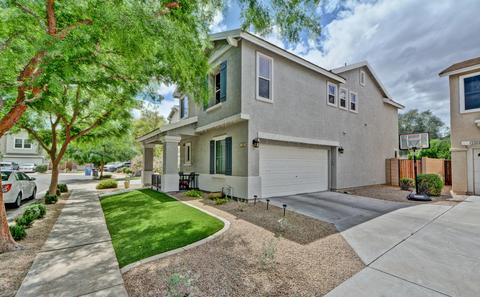 1392 S Hawk Ln, Gilbert, AZ 85296 photo 3