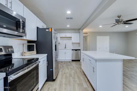 10245 N 15th Dr, Phoenix, AZ 85021 photo 10