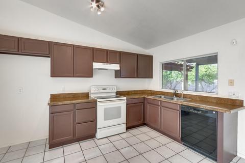 1918 S Apache Dr, Apache Junction, AZ 85120 photo 12