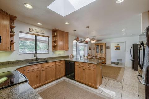 1017 S 131st St, Gilbert, AZ 85233 photo 12