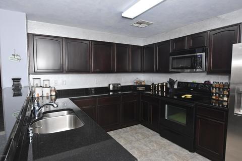 895 S Pheasant Dr, Gilbert, AZ 85296 photo 3