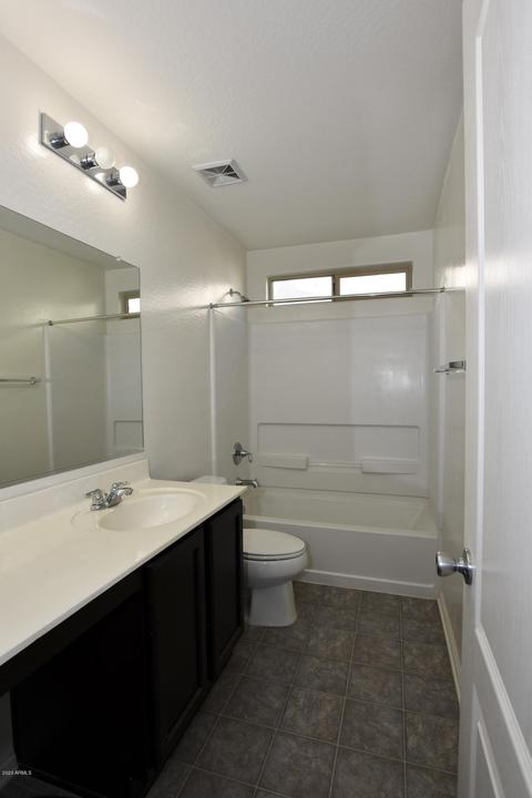 895 S Pheasant Dr, Gilbert, AZ 85296 photo 14